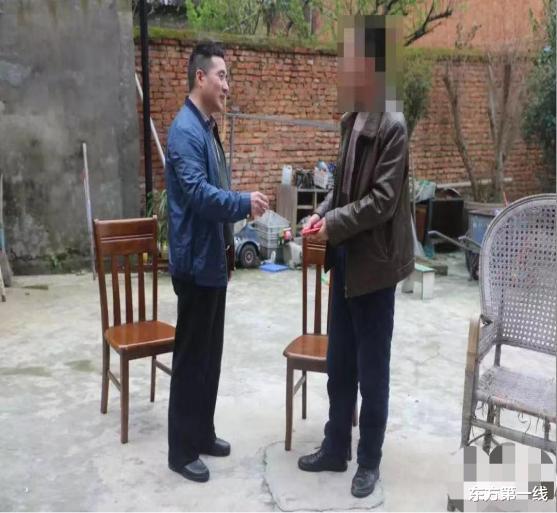 东方第一线 成人用品店老板娘凌晨杀人,拖行尸体数十米抛尸,可怕画面曝光!