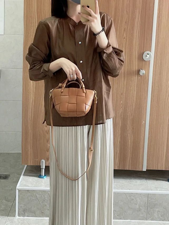 27君|亚麻无领衬衫配上皱褶阔腿裤,暖暖的柔和感!