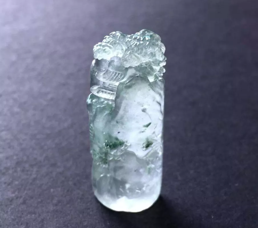 |起胶、起刚、起莹的翡翠价值都不低。