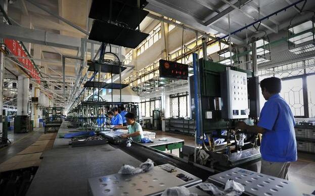 海子的社会趣闻录 广东某工厂老板哭诉：“人都招不来，干脆关门算了”