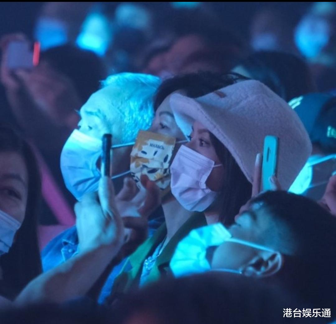 蔡思贝|与蔡思贝的绯闻是真的？胡鸿钧：她是我的灵魂伴侣