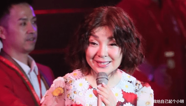 薇娅|连续11年登上春晚，却骗走丈夫12亿？今瘫痪在床无人问津！