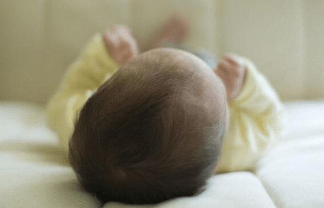 母婴参考|怎样才能让宝宝拥有好看的头型？给宝妈教几招，娃将来颜值会更高