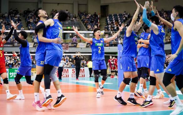 湖北|时隔6年再登领奖台！中国男排夺亚锦赛季军，压哨斩获世锦赛门票