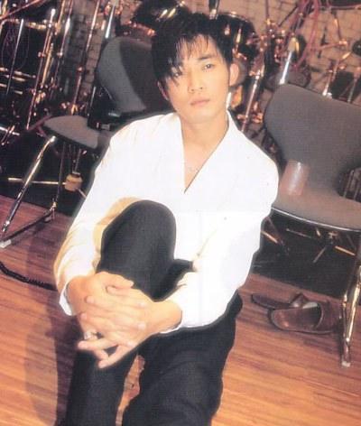 韩星|唯一中国不能黑的韩星，给汶川捐款千万，为什么如今穷困潦倒