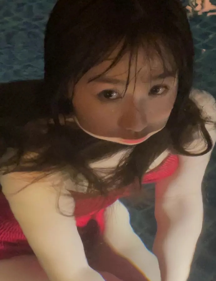 七夕奇妙游|清纯妹妹虞书欣性感热辣引热议 各位看官挪不开眼