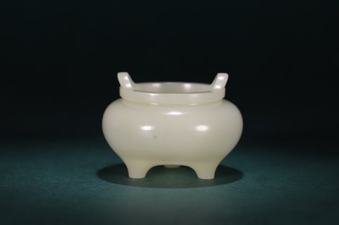 |回流 老和田玉三足炉、精致乖巧