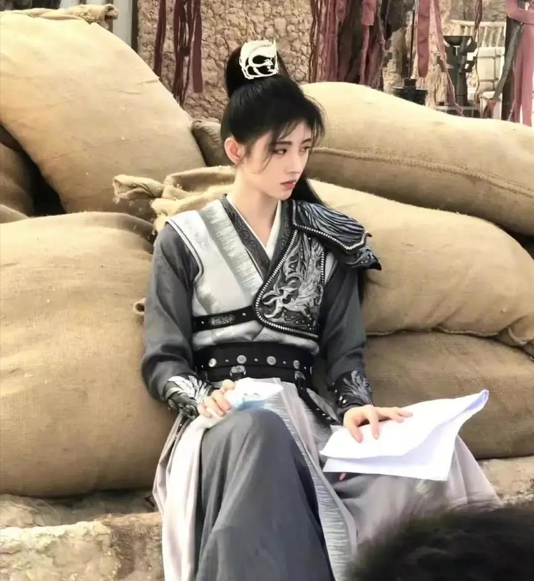 穆桂英|浓妆艳抹还想上战场？这5位女将告诉你什么才叫战场风范，不糊弄人