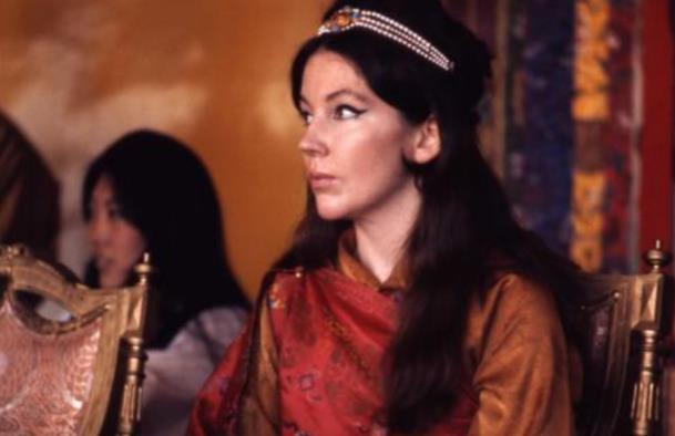 奶球妈咪聊|锡金末代国王：40岁娶23岁美国名媛，国灭后人财两空，59岁去世