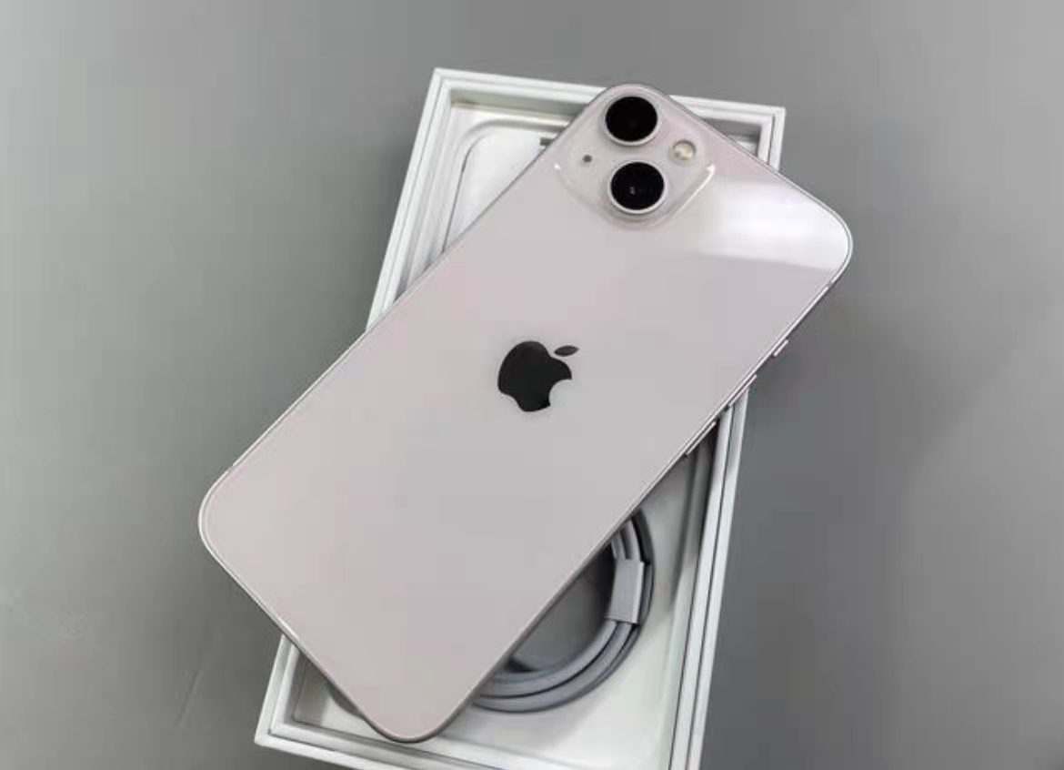 iPhone|盘点2022年到来前最值购买手机，看看你的手机入榜了嘛？