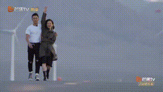 任嘉伦|终于承认心动！章贺紧搂郭柯宇，满足其“亲亲抱抱举高高”的要求