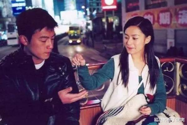 阿娇|从人气天后沦为烂片女主，阿娇如何将一手好牌打得稀烂？