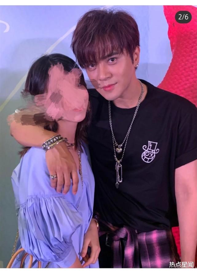 罗志祥|罗志祥紧搂怀孕4个月女粉丝照片曝光，黑眼圈抢镜，眼袋水肿严重