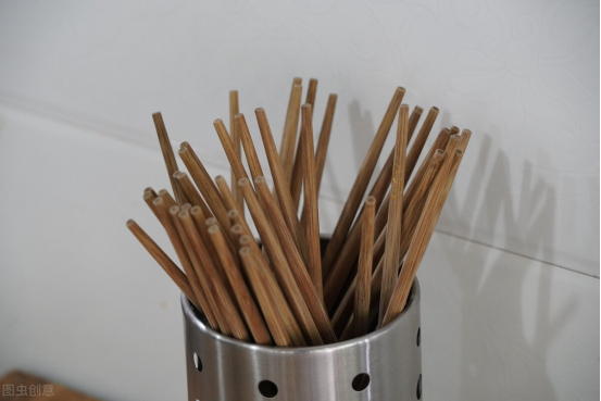 厨房里的这“4种”东西,建议少用,我也是刚知道,涨知识了