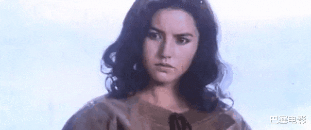 异域|别硬演“异域美人”，有人翩翩起舞一眼万年，有的还是把脸遮上吧