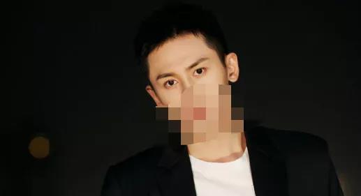 张哲瀚|张哲瀚,吴宣仪龚俊,纪凌尘阚清子,董子健成资源咖出圈模板?