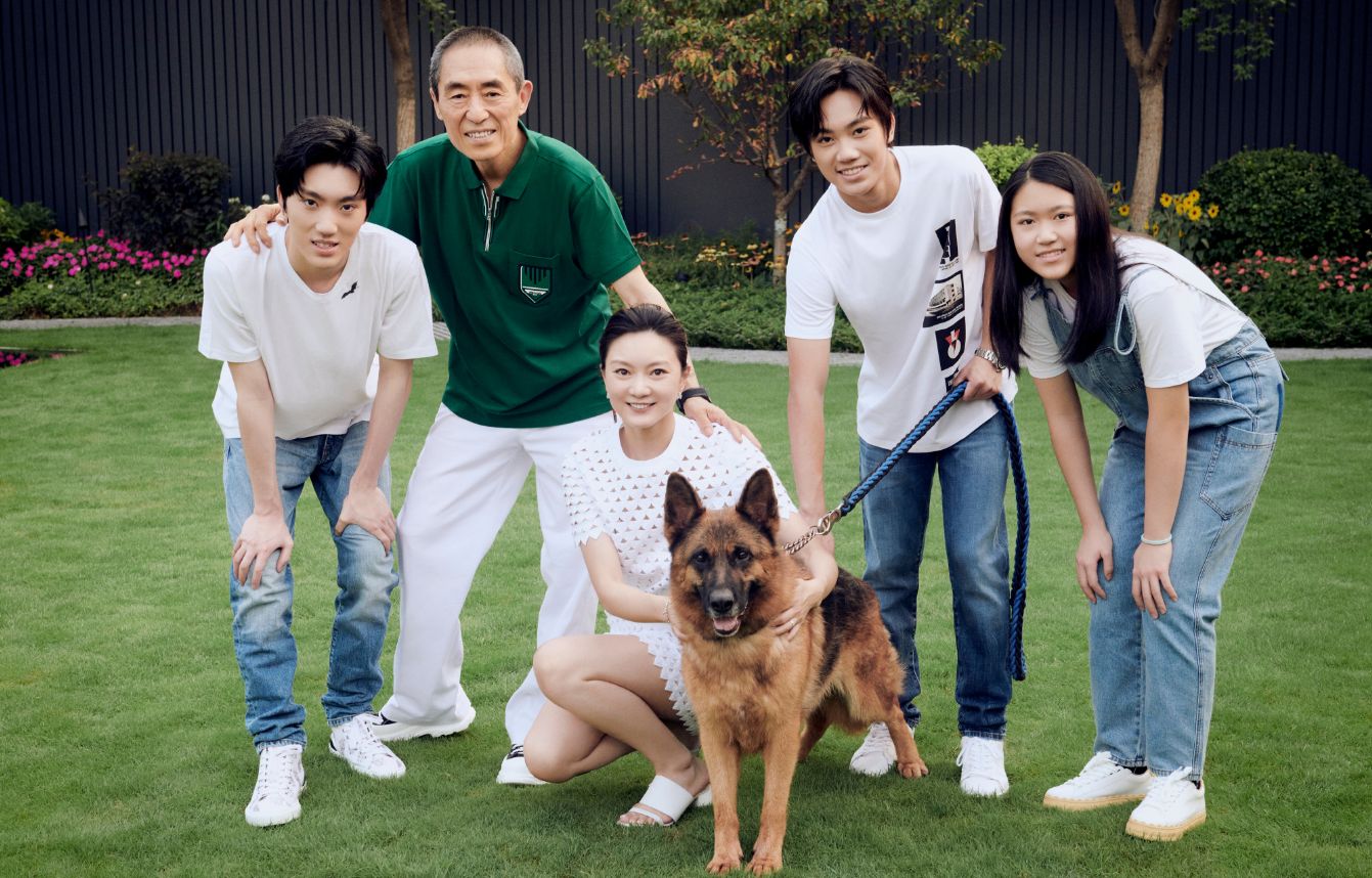 张艺谋|“国师夫人”陈婷：19岁辍学，和大31岁的张艺谋同居，5年生下3胎