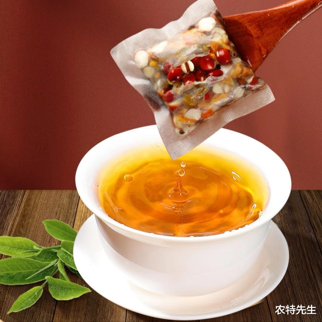 发型|阿娇近照曝光，发福明显胖成“球”？网友：原来的阿娇再也回不来