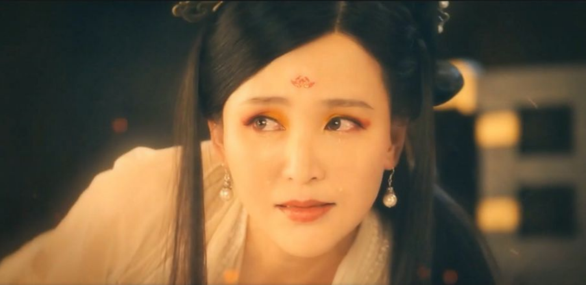 吴亦凡|富家女19岁和导演私奔北漂，裸婚连生三胎，如今被捧成当红女星！