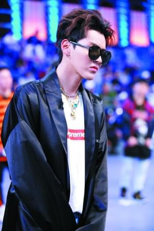 吴亦凡|吴亦凡事件最终真相出来了，网友：原来都美竹也不是好人