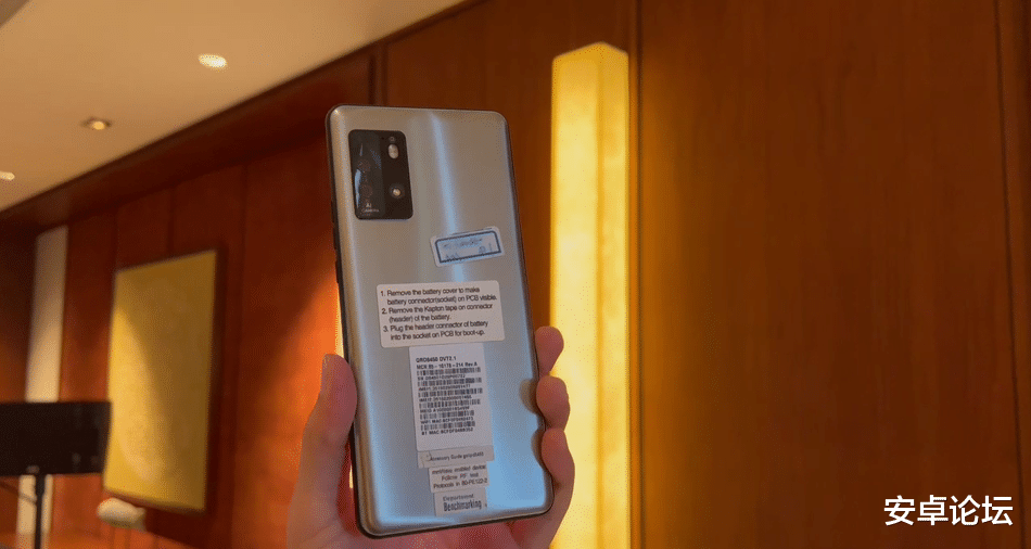 网贷|安兔兔超百万还更“冷静”,骁龙8 Gen1首发性能评测