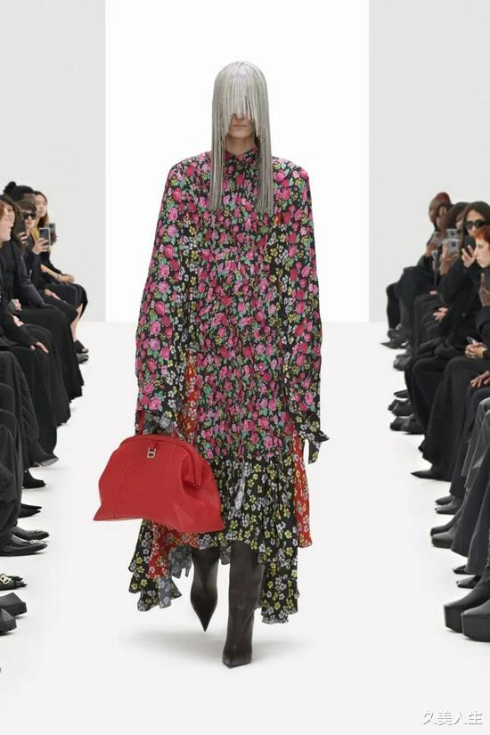 久美人生|为什么有些时尚莫名其妙，但最后却总能火？