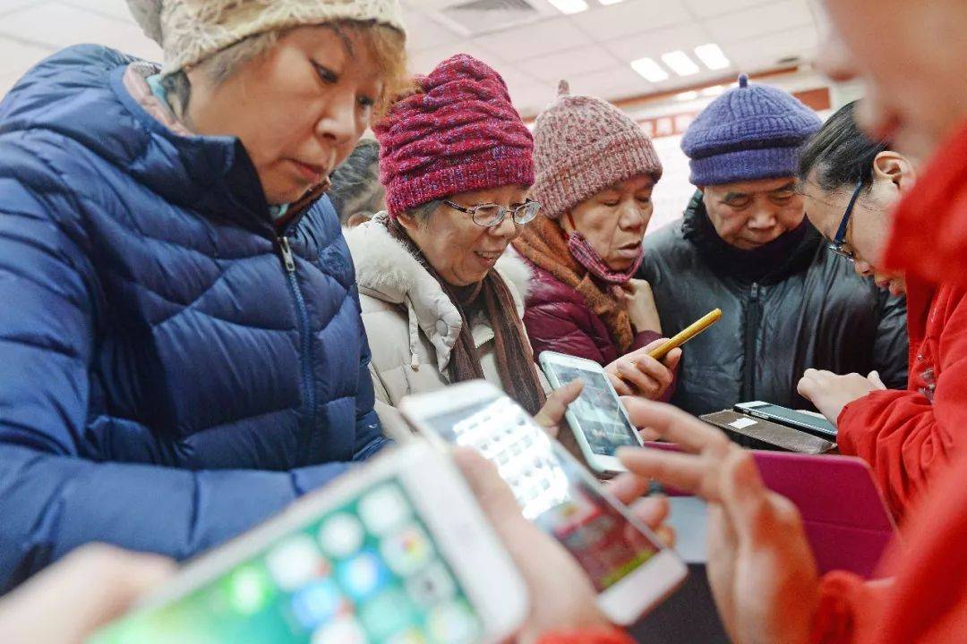 医美|淘宝上线拍瓶买药功能，互联网“适老化”改造帮助老年群体，撬动银发经济