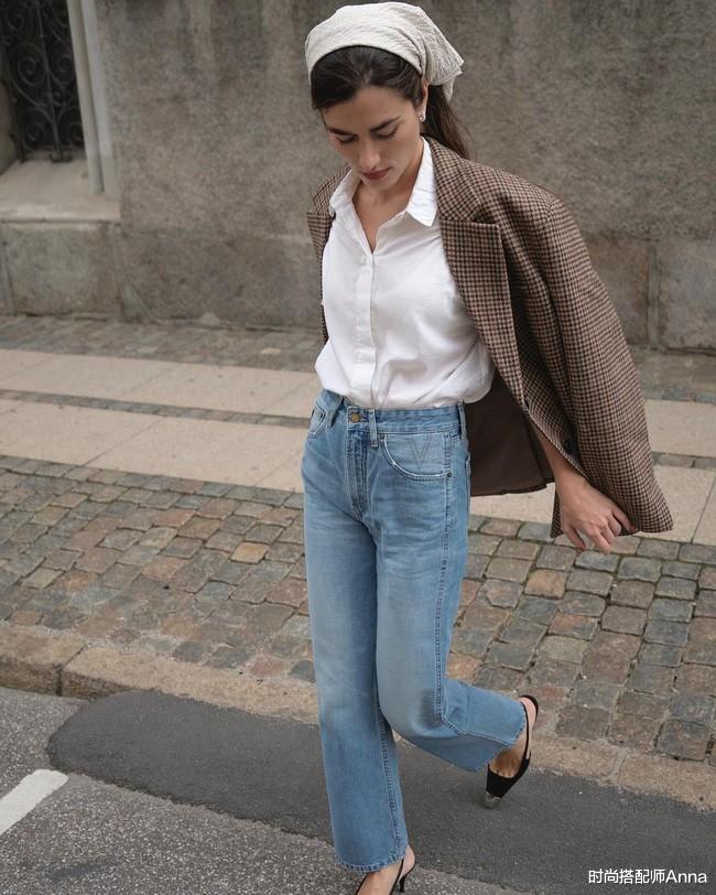 时尚搭配师Anna|多少个秋天过去了,法国姑娘依旧只爱这3款西装外套,太气质了