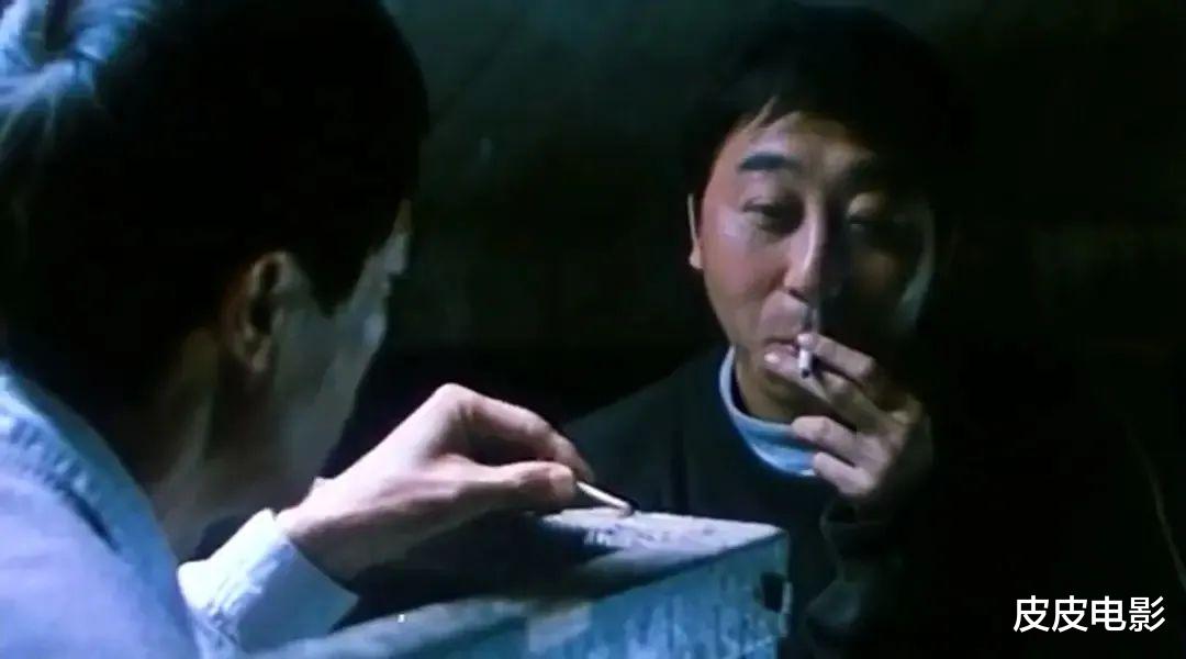 冯巩|没沉浸在过去夕阳下的老艺人冯巩，在央视外另一个圈子正红得发紫