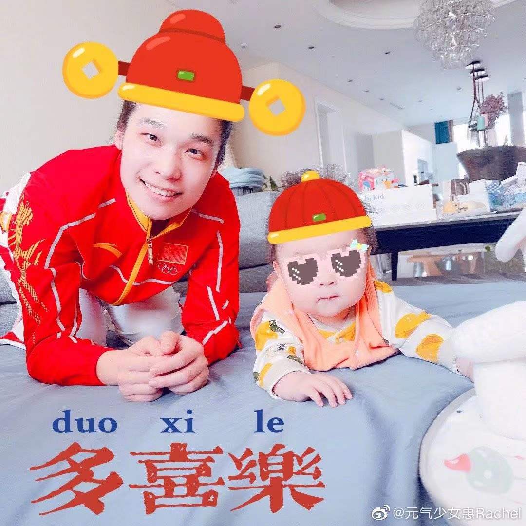 惠若琪|女排6大奥运冠军团聚！惠若琪请3人回家聚餐，刘晓彤抱娃客串月嫂
