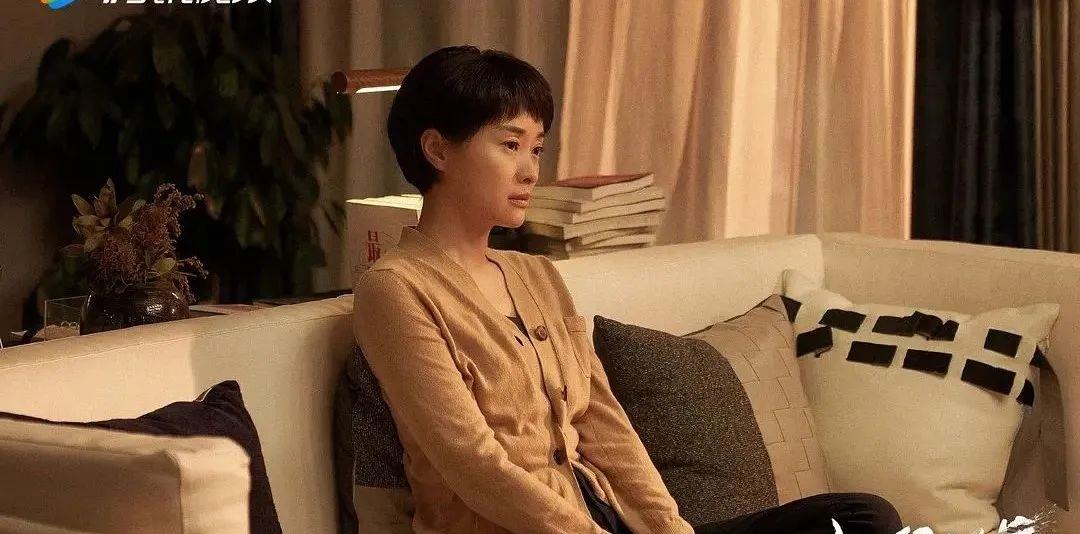 亲爱的爸妈|《扫黑风暴》后，这位“非著名演员”，熬出头了