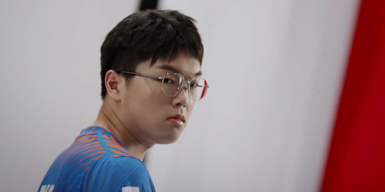 RNG|?“RNG史上最强的上单”!Bin来RNG兴奋拍照,Letme给出最高评价