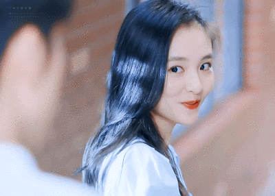 吴倩|吴倩客串《荣耀》，戏份短暂形象沧桑，这就是一味追求爱情的后果