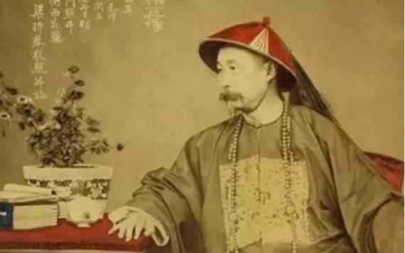 炄锌说 左宗棠“神奇的折扇”,将一个候补多年的知县,转眼成了四品道员