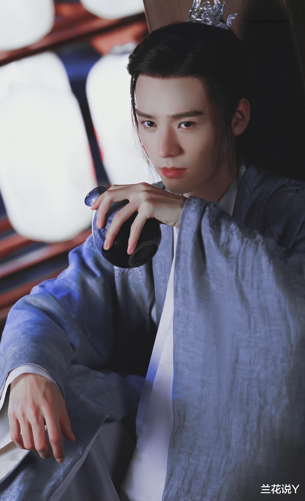 龚俊|龚俊讨好阿里资本？与张哲瀚深入捆绑，签约赵薇可能性很大