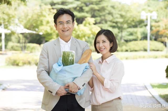 安安漫谈情感|50岁大姐和36岁小伙再婚，小伙：她怪我太能折腾，每天都很累