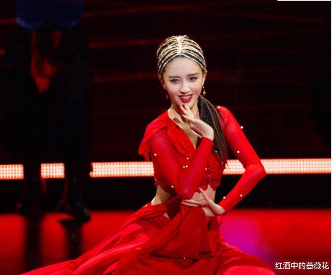 佟丽娅|挡不住的风情！佟丽娅这组舞台幕后照我给满分