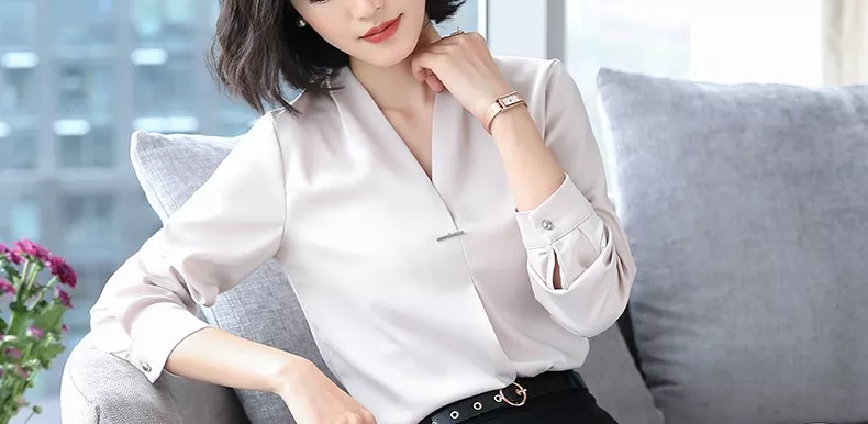 招聘|职场穿搭：适合25岁+女性的职场气质穿搭，我们要优雅也要有简约高级感！