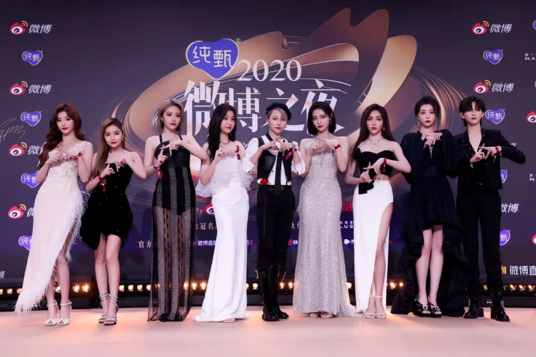 微博之夜|谁是娱乐圈顶流？王一博还是肖战？内娱风向标“微博之夜”给答案，名场面来了