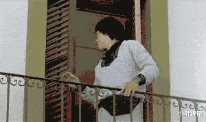 小叶娱记 “医生说消肿才给拔，半夜起来我就给拔了”评论区炸锅了！