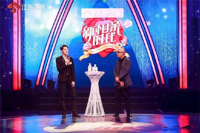 |26岁男星被曝出轨，妻子怀孕期间多次开房，还要求“两女侍一夫”