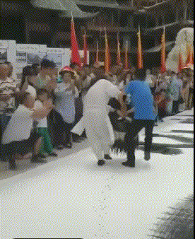 铭洋说育儿|神回复：驾校里都是无证驾驶，交警为啥不查？大神的反问噎死人