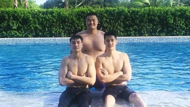 上海男篮|山东男篮选秀新星因伤被弃，旅美高中锋实力不凡，或转投上海队