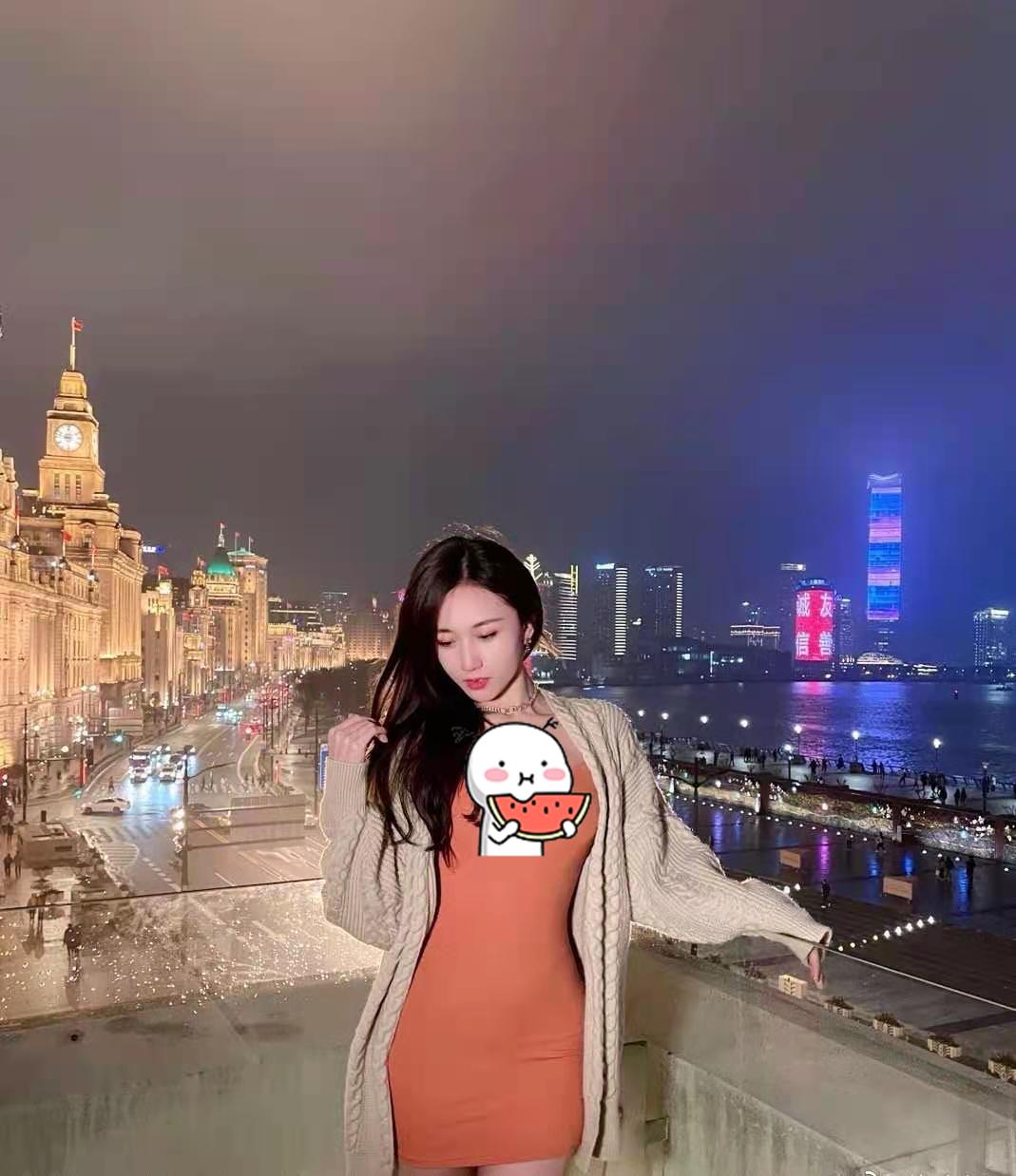 女主播|当场被封！女主播开播明示玩线下，刷10W就“打工”3年