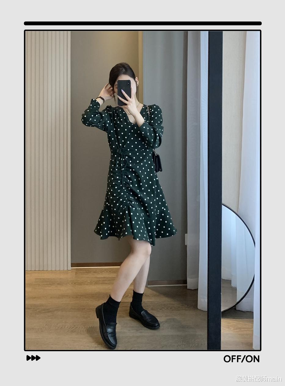 服装搭配师main|今年早秋必入的5条连衣裙,不挑身材还遮肉,穿上你就是女神