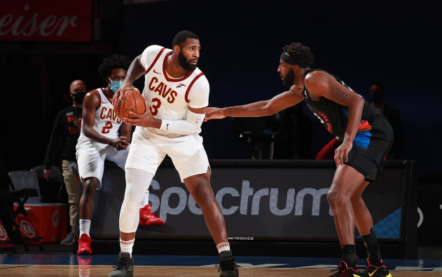 篮网队|22板+23板+24板！联盟第一！就算为了老詹，他们也不会让篮网得逞