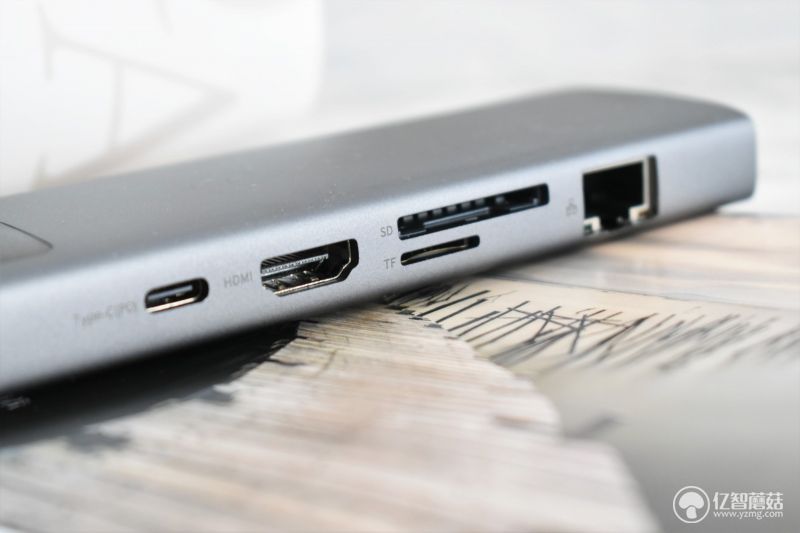 sevokk Macbook的完美搭档！倍思九合一Type-C 扩展坞，为你解决笔记本接口单一的烦恼
