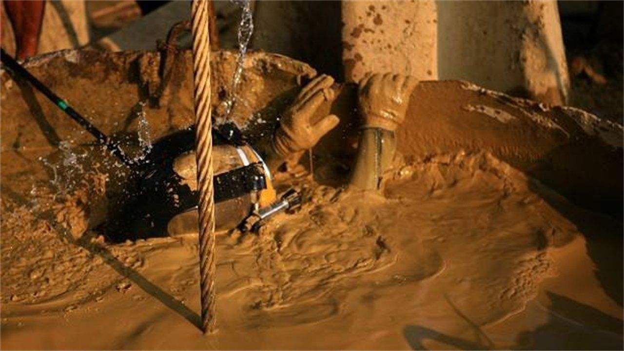 工地|上来2万，上不来200万！拿命挣钱的职业，工地“水鬼”有多危险？