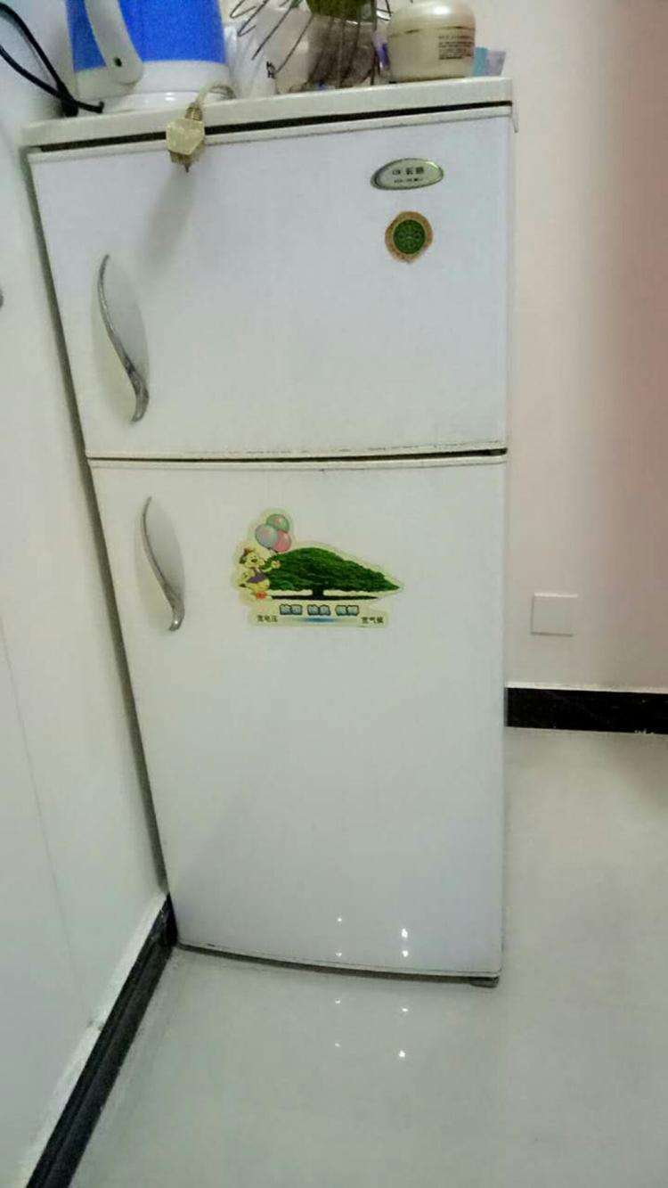 |冰箱上面万万不要放这些，听完行内人分析，立马回家全丢了