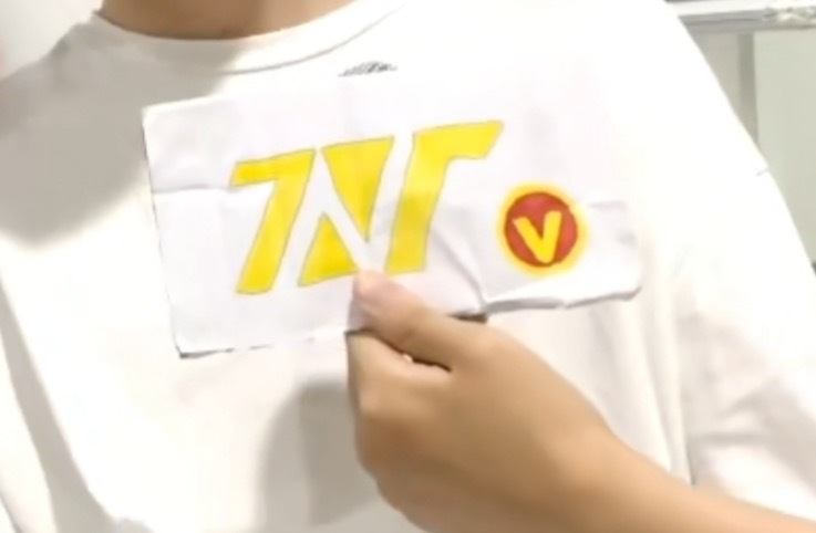 时代少年团|时代少年团的话筒始终是个“迷”